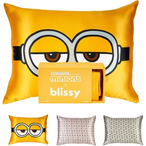 image:imageBlissy Silk Pillowcase  100 Pure Mulberry Silk  22 Momme 6A HighGrade Fibers  Silk Pillow Cover for Hair amp Skin  Regular Queen amp King Emerald StandardMinion